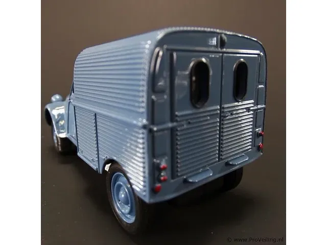 Citroen 2cv fourgonnette blauw - afbeelding 3 van  5
