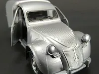 Citroen 2cv fourgonnette grijs - afbeelding 4 van  5
