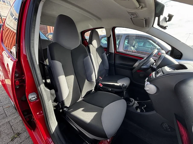 Citroen c1 1 0i attraction,2014 - afbeelding 14 van  23