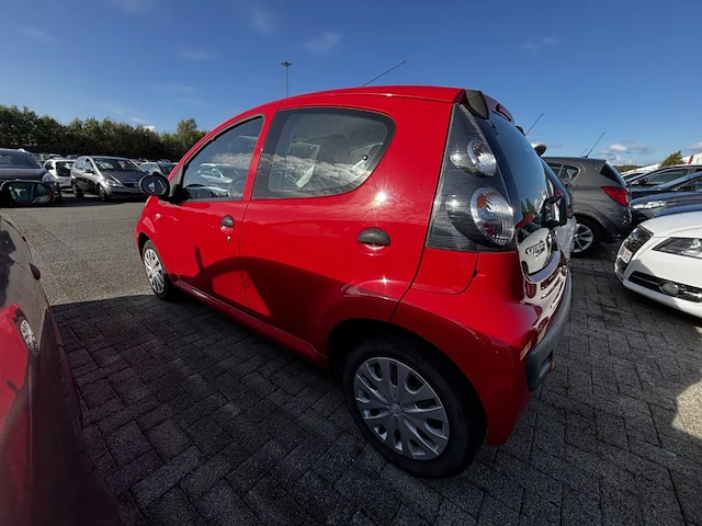 Citroen c1 1 0i attraction,2014 - afbeelding 20 van  23