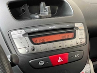 Citroen c1 1.0-12v ambiance 68pk 2009, 80-jzb-4 - afbeelding 33 van  43
