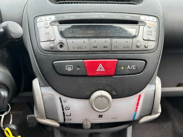 Citroen c1 1.0 12v ambiance airco & automaat, 22-zh-rh - afbeelding 4 van  15
