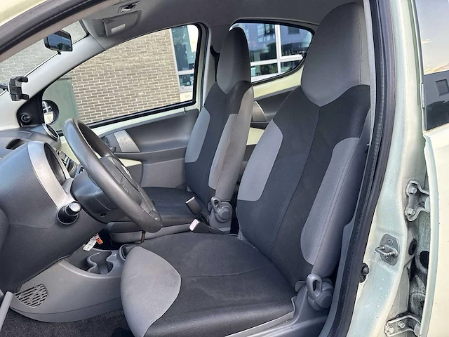 Citroen c1 1.0-12v ambiance car 2010 | xk-916-z - afbeelding 2 van  24
