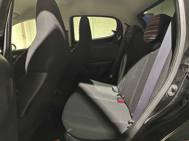 Citroen c1 1.0 vti feel 72pk 2020, j-930-kz - afbeelding 24 van  36