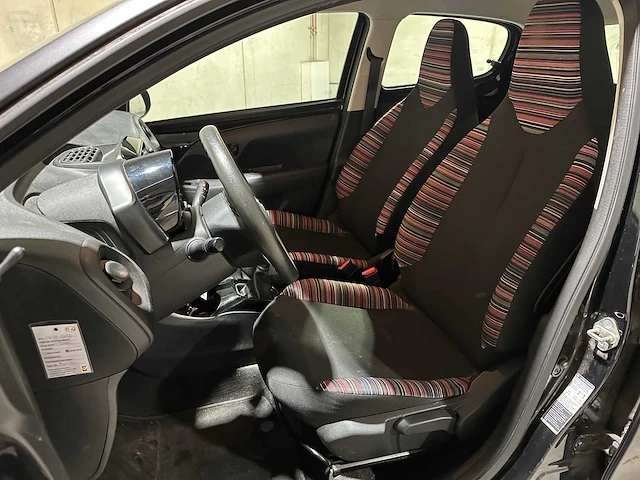Citroen c1 1.0 vti feel 72pk 2021, l-688-zv - afbeelding 19 van  36