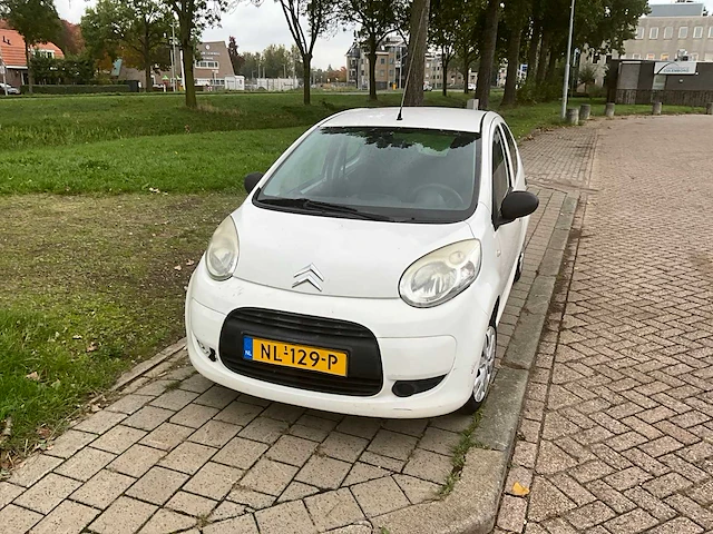 Citroen c1 personenauto - afbeelding 10 van  17