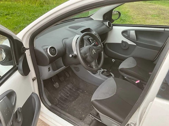 Citroen c1 personenauto - afbeelding 15 van  17