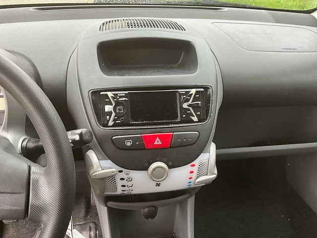 Citroen c1 personenauto - afbeelding 17 van  17