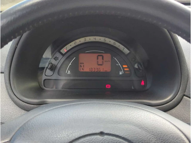 Citroën c2 1.4i ligne ambiance automaat | 27-nj-zj - afbeelding 10 van  24