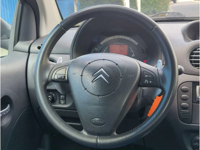 Citroën c2 1.4i ligne ambiance automaat | 27-nj-zj - afbeelding 13 van  24