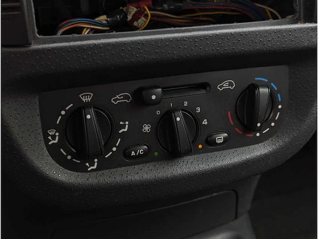 Citroen c2 1.4i ligne prestige | 06-pr-dt - afbeelding 10 van  21