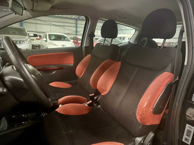 Citroen c2 1.4i vtr, 19-nr-nf - afbeelding 12 van  13