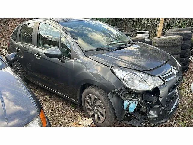 Citroen c3 - 1.2 pure tech feel - belgië kenteken - afbeelding 1 van  8