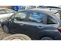 Citroen c3 - 1.2 pure tech feel - belgië kenteken - afbeelding 4 van  8