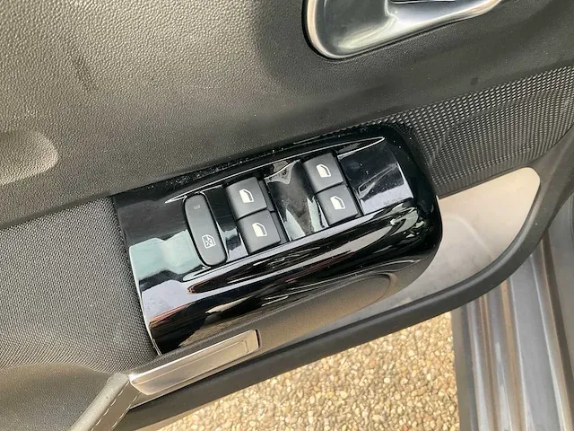Citroen c3 1.2 feel 2022 climat control full led carplay lane assist cruise control, p-208-vn - afbeelding 4 van  24