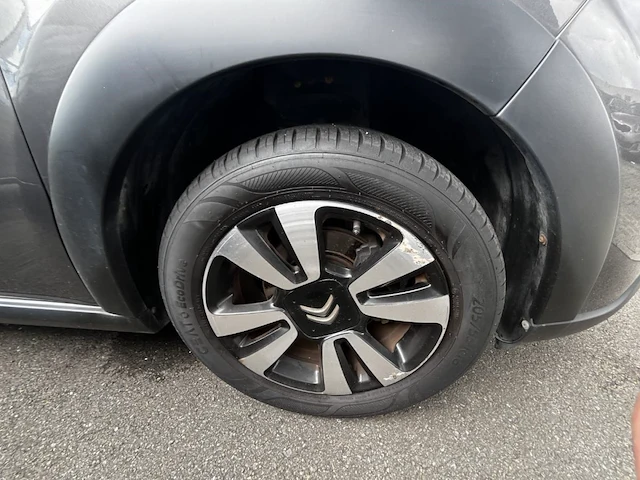Citroen c3 1.2 puretech shine s&s 110, 2018 - afbeelding 15 van  23