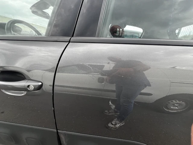 Citroen c3 1.2 puretech shine s&s 110, 2018 - afbeelding 16 van  23