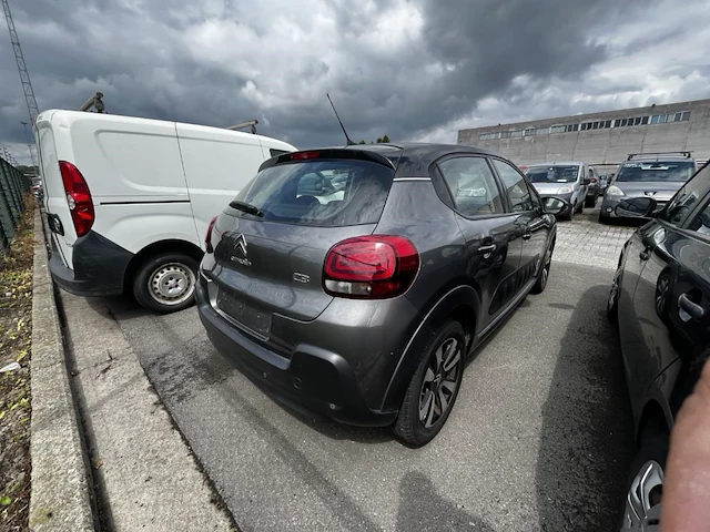 Citroen c3 1.2 puretech shine s&s 110, 2018 - afbeelding 18 van  23