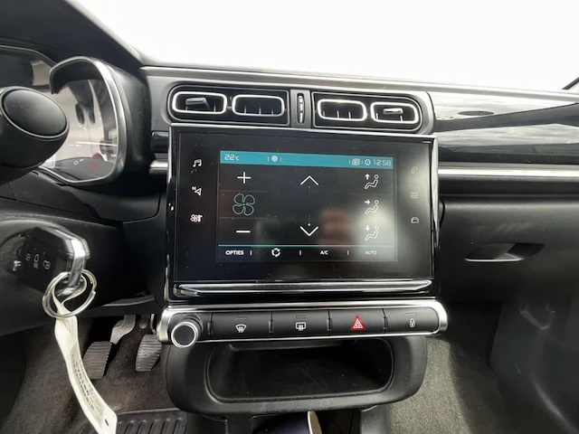 Citroen c3 1.2 puretech shine s&s 110, 2018 - afbeelding 23 van  23