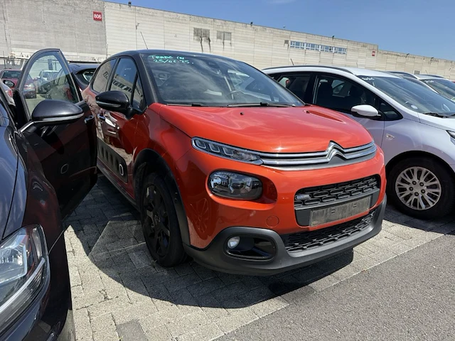 Citroen c3 1.2 puretech shine s&s 110,2017 - afbeelding 19 van  25