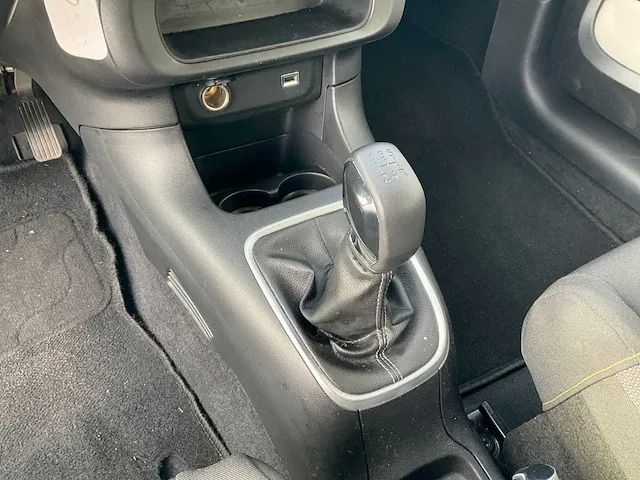 Citroen c3 1.2 shine 2020 climat control camera cruise control pdc, h-452-zz - afbeelding 10 van  26