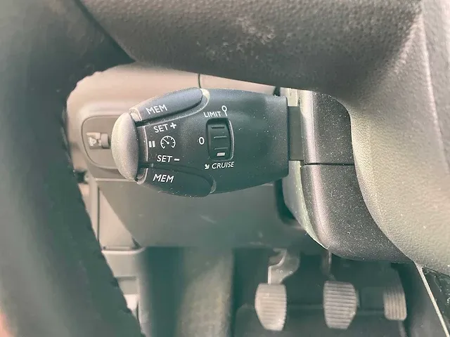 Citroen c3 1.2 shine 2020 climat control camera cruise control pdc, h-452-zz - afbeelding 14 van  26