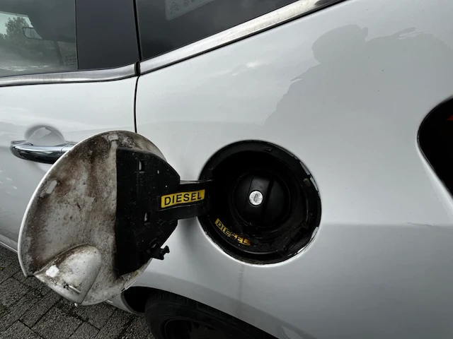 Citroen c3 1.4 e-hdi collection fap bmp/egmv 68 at,2013 - afbeelding 16 van  37