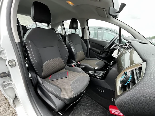 Citroen c3 1.4 e-hdi collection fap bmp/egmv 68 at,2013 - afbeelding 19 van  37