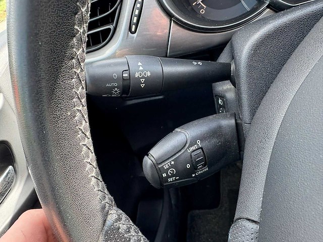 Citroen c3 1.4 vti exclusive, 6-znz-57 - afbeelding 20 van  31
