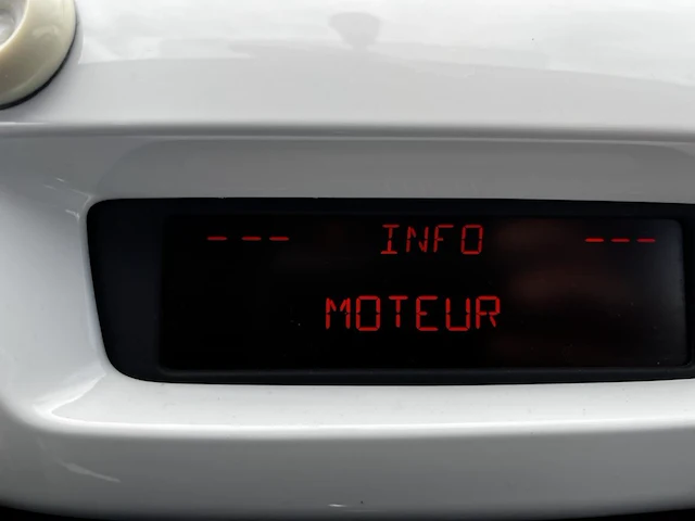 Citroen c3, 2013 - afbeelding 32 van  34