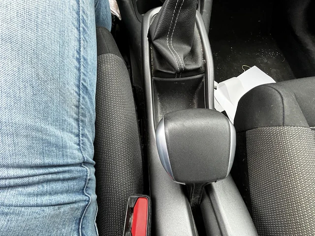 Citroen c3 aircross 1.2 puretech feel (eu6.2) 82,2019 - afbeelding 2 van  33