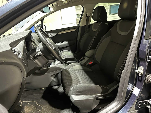 Citroen c4 1.2 puretech business 131pk 2015, gd-058-s - afbeelding 24 van  39