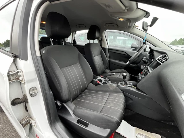 Citroen c4 1.6 hdi attraction fap 92,2012 - afbeelding 16 van  32