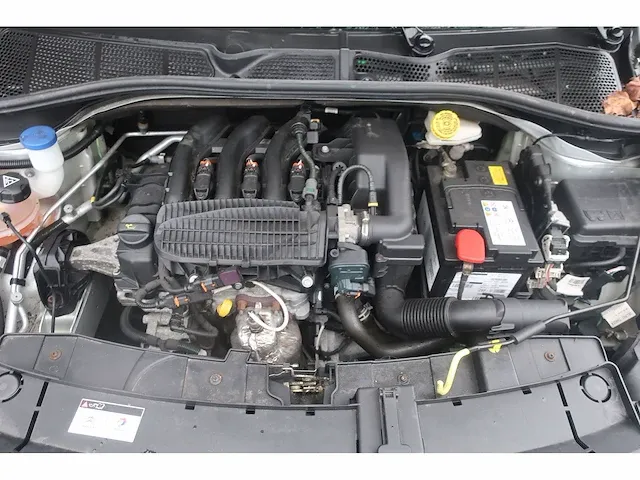 Citroen c4 cactus 1.2 puret. business, jk-477-d - afbeelding 9 van  18