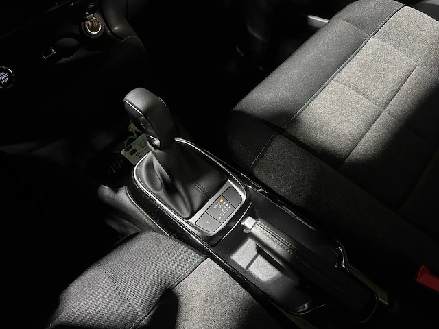 Citroen c4 cactus 1.2 puretech business plus 131pk 2020, h-571-kk - afbeelding 18 van  40
