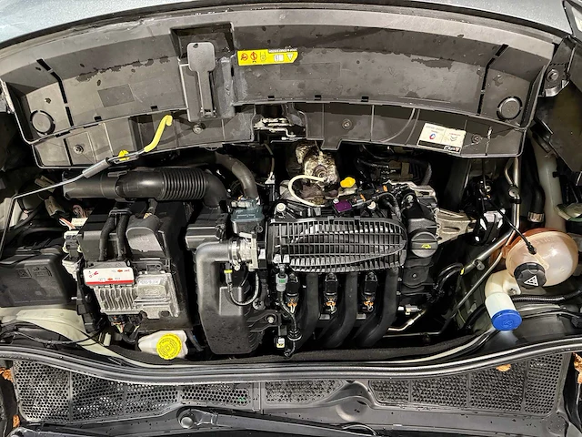 Citroen c4 cactus 1.2 puretech feel, hg-562-n - afbeelding 4 van  13