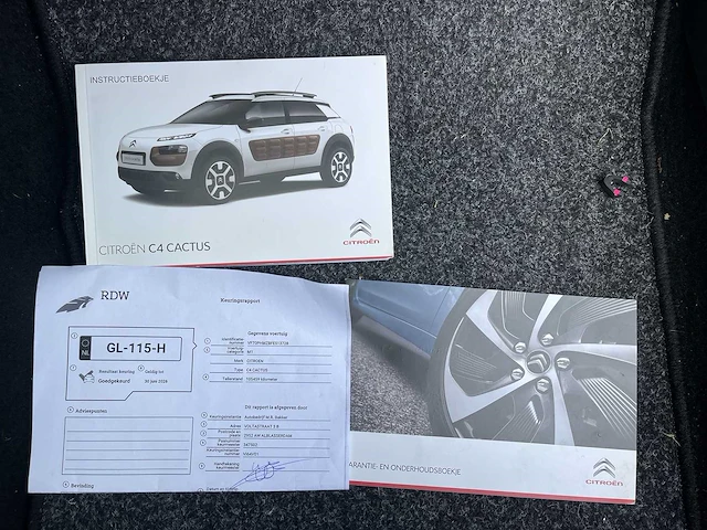 Citroen c4 cactus 1.2 turbo shine 2015 | gl-115-h - afbeelding 16 van  25