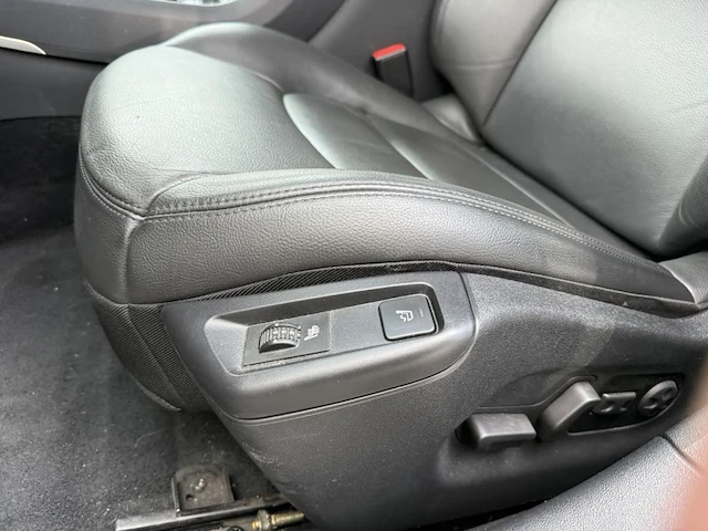 Citroen c5 1.6 thp exclusive 156 at,2015 - afbeelding 2 van  27