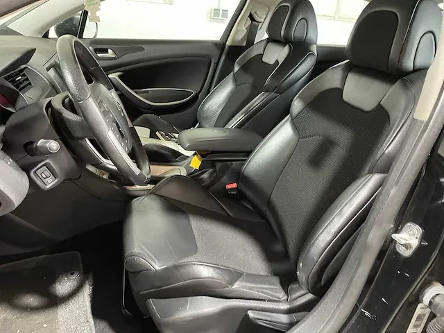 Citroen c5 1.6 thpbusiness 48-ldn-2 - afbeelding 9 van  22
