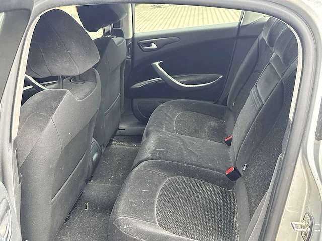 Citroen c5 2.0 16v comfort 2009 | 31-jgv-6 - afbeelding 15 van  24