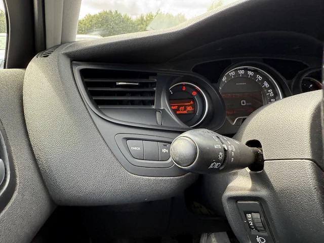 Citroen c5 sw 2.0 hdi seduction fap 136,2012 - afbeelding 10 van  31