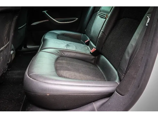 Citroen c5 tourer - 1.6 thp business 80-zhr-1 - afbeelding 19 van  21