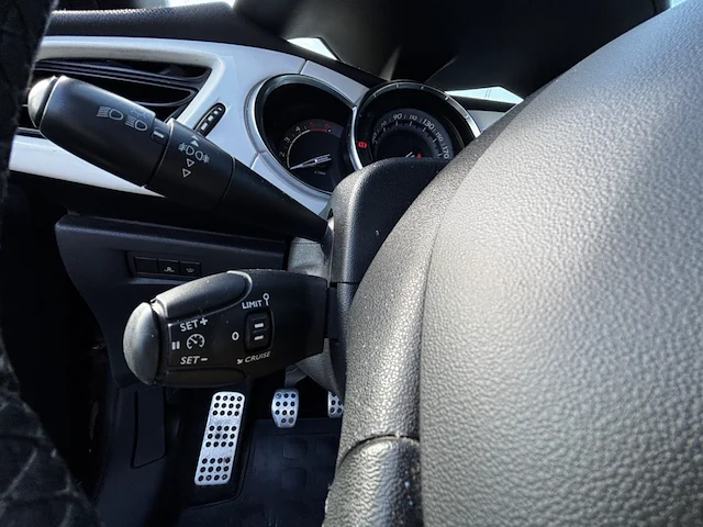 Citroen ds3 1 6 e hdi so chic,2011 - afbeelding 10 van  29