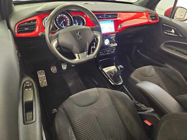 Citroen ds3 1.2 puret so red , ; 6-zrd-59 - afbeelding 17 van  19