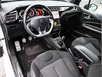 Citroen ds3 1.2 vti chic 2012 navigatiesysteem climate control parkeersensoren getint glas, 66-zfz-4 - afbeelding 2 van  25