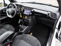 Citroen ds3 1.2 vti chic 2012 navigatiesysteem climate control parkeersensoren getint glas, 66-zfz-4 - afbeelding 5 van  25
