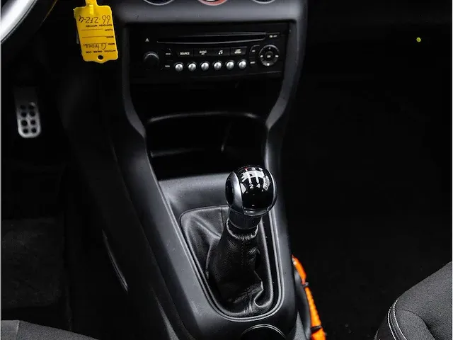 Citroen ds3 1.2 vti chic 2012 navigatiesysteem climate control parkeersensoren getint glas, 66-zfz-4 - afbeelding 11 van  25