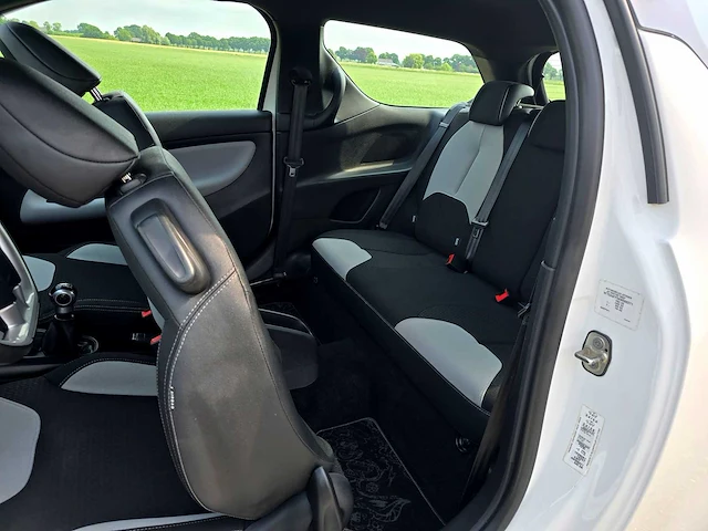 Citroen ds3 1.4 chic, 03-slv-7 - afbeelding 18 van  28