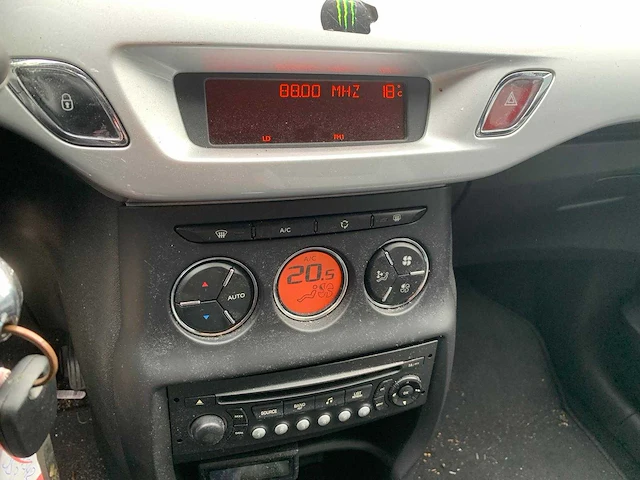 Citroen ds3 1.4 chic, 66-nsh-2 - afbeelding 9 van  12
