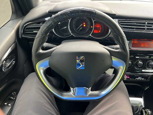 Citroen ds3 1.6 so chic; h-095-sf - afbeelding 15 van  15
